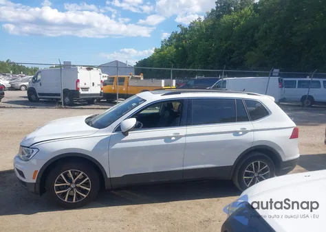2019 Volkswagen Tiguan 2.0T Se/2.0T Sel/2.0T Sel R-Line/2.0T Sel R-Line Black from USA, damaged, VIN 3VV2B7AX7KM051326